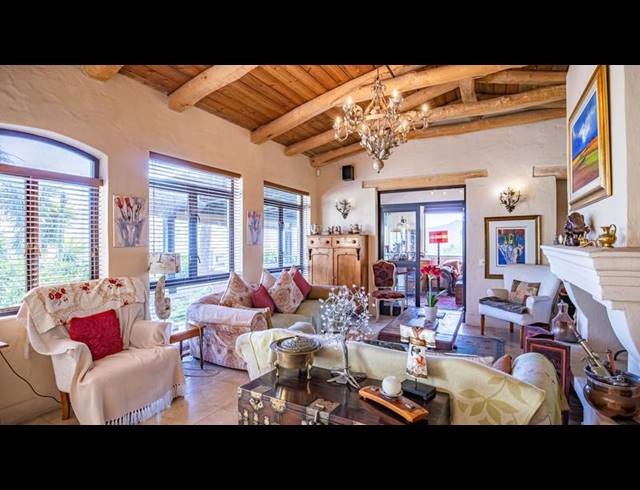 3 BEDROOM HOUSE FOR SALE IN BAVIAANSKLOOF ESTATE